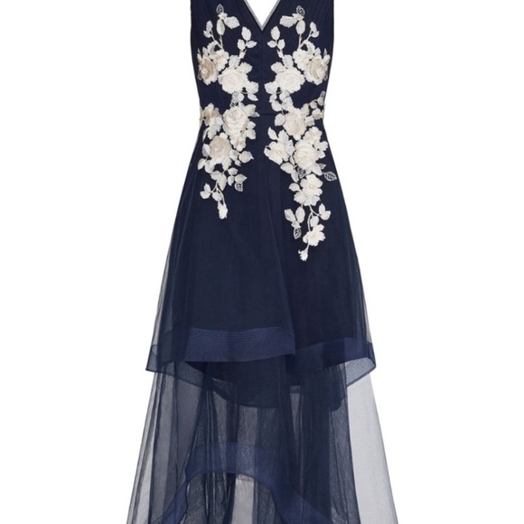 BCBG Maxazria gown with floral appliqué, mini slip lining, and sheer overlays. - Picture 5 of 5